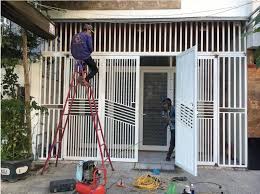 Báo Giá Sửa Cửa Sắt Tại Đà Nẵng Mới Nhất – Cam Kết Giá Tốt, Uy Tín